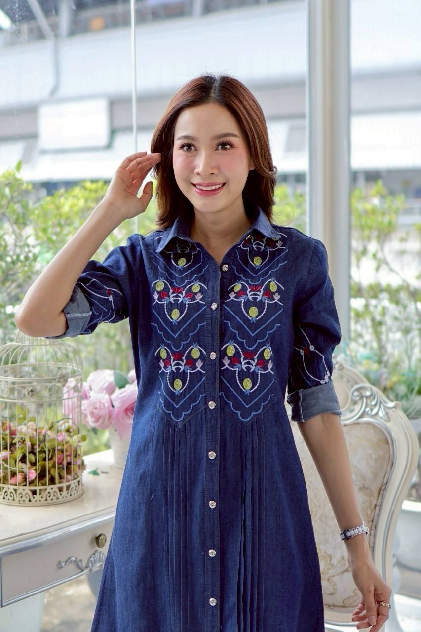 ชุดยีนส์ #8739 เดรสยีนส์ปักลายสวยหรู ผ้ายีนส์เนื้อนิ่มใส่สบาย แบบสวยใส่ได้หลายโอกาส