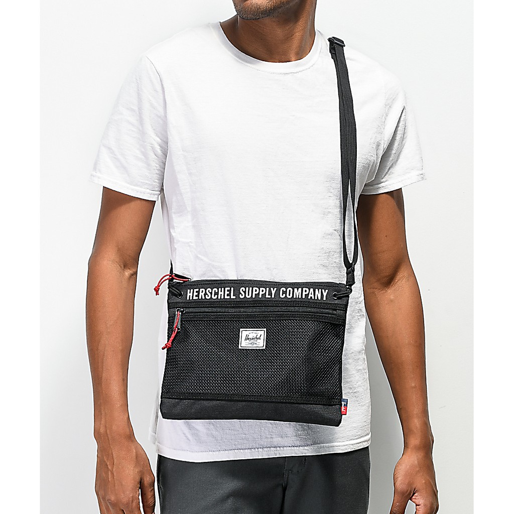 กระเป๋าสะพายข้าง Herschel Alder OG - Black Mesh ของแท้ พร้อมส่งจากไทย