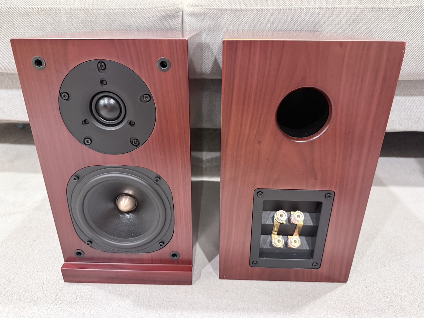 ลำโพง ProAc 1SC [Clone] ขั้ว Bi-Wire สี Rose wood **มีตำหนิ**ร้านไทย/พร้อมส่ง**