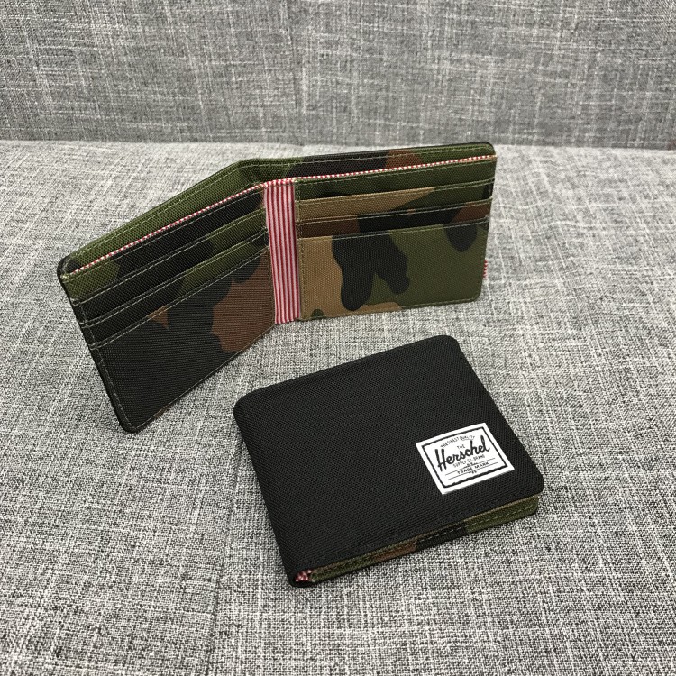 ของแท้ พร้อมส่ง กระเป๋าสตางค์ HERSCHEL ROY WALLET 20 สี มีครบทุกรุ่น พร้อมรูปถ่ายจากสินค้าจริง ด้านใน