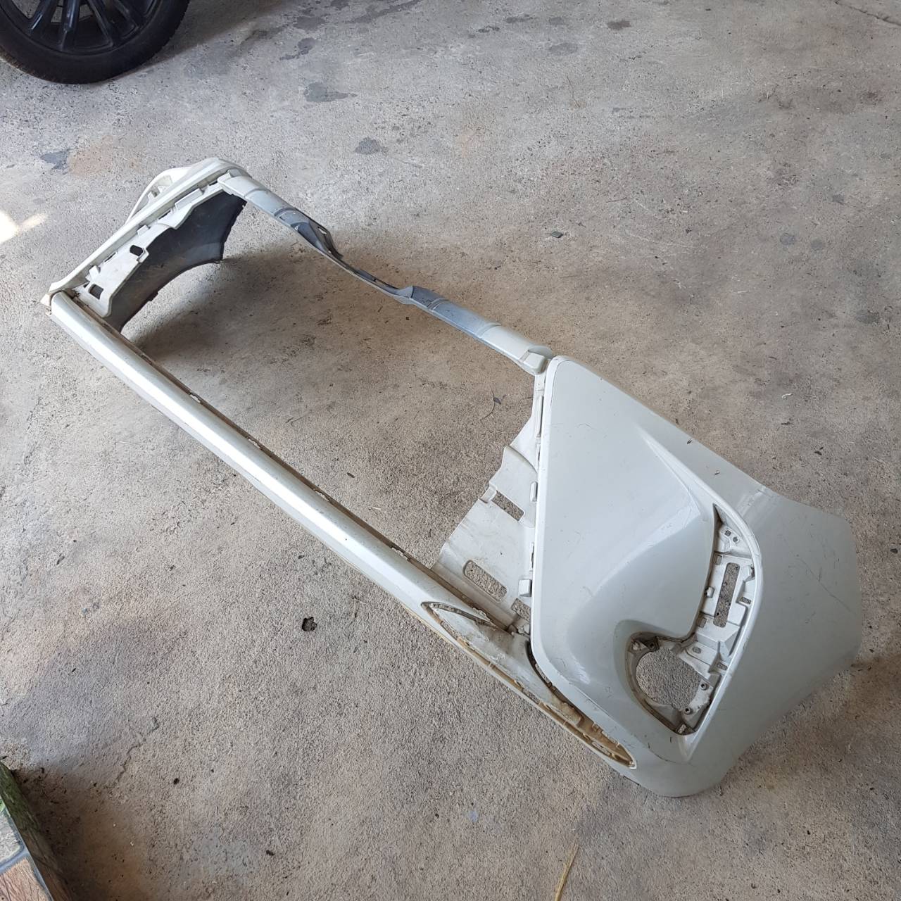 กันชนหน้า Yaris 5d 2019-2021(มือสอง)