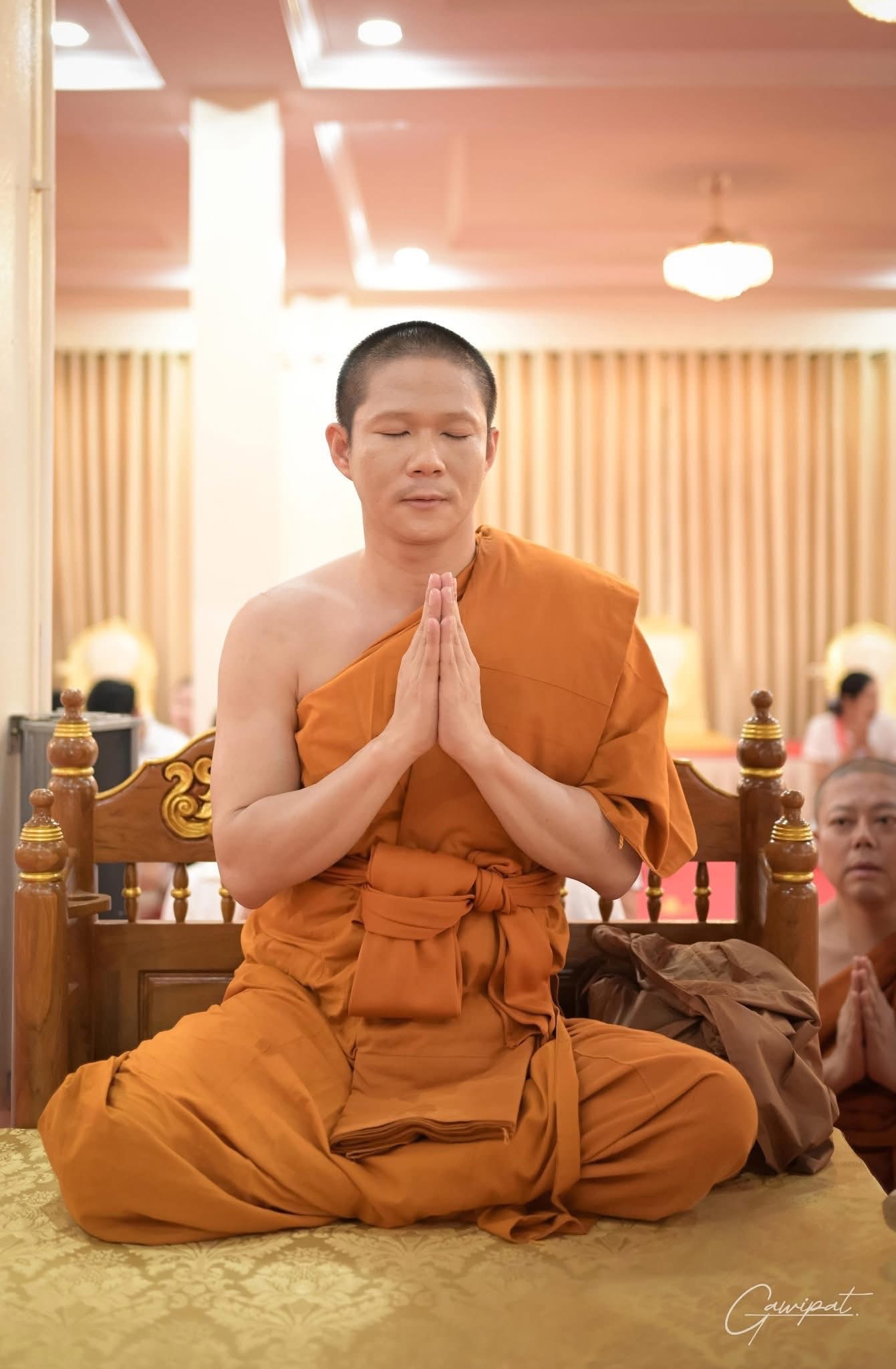 ดวงแก้วมนทกานต์ (แก้วเหลือง) พิธีฝ่าวิกฤติ เลื่อนยศ ยกฐานะ