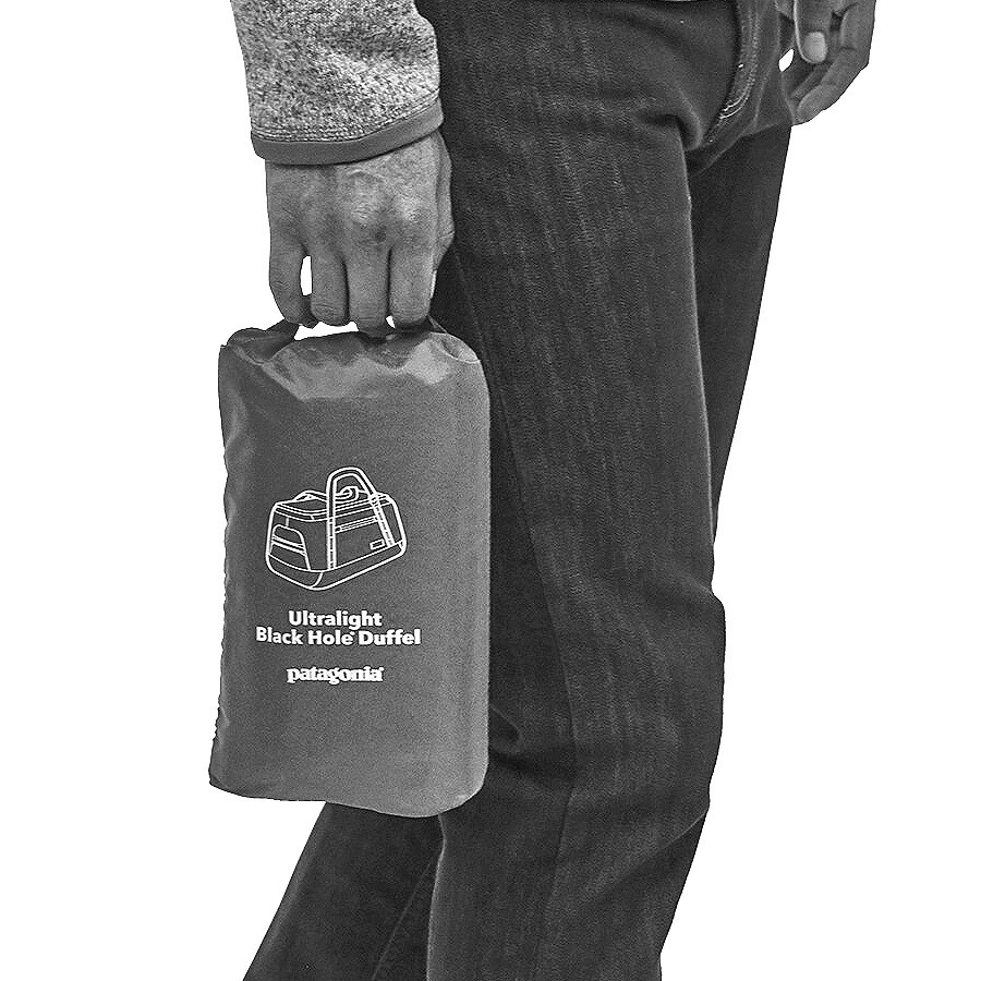 กระเป๋าถือ Patagonia Ultralight Black Hole Duffel Bag ความจุ 30 L ของใหม่ ของแท้ พร้อมส่งจากไทย กระเป๋าพับได้