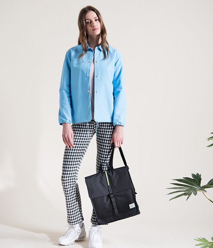 กระเป๋า Herschel City Backpack Mid Volume กระเป๋าเป้ทรงเหลี่ยม เหมาะกับกับใช้ในชีวิตประจำวัน ของแท้ พร้อมส่ง