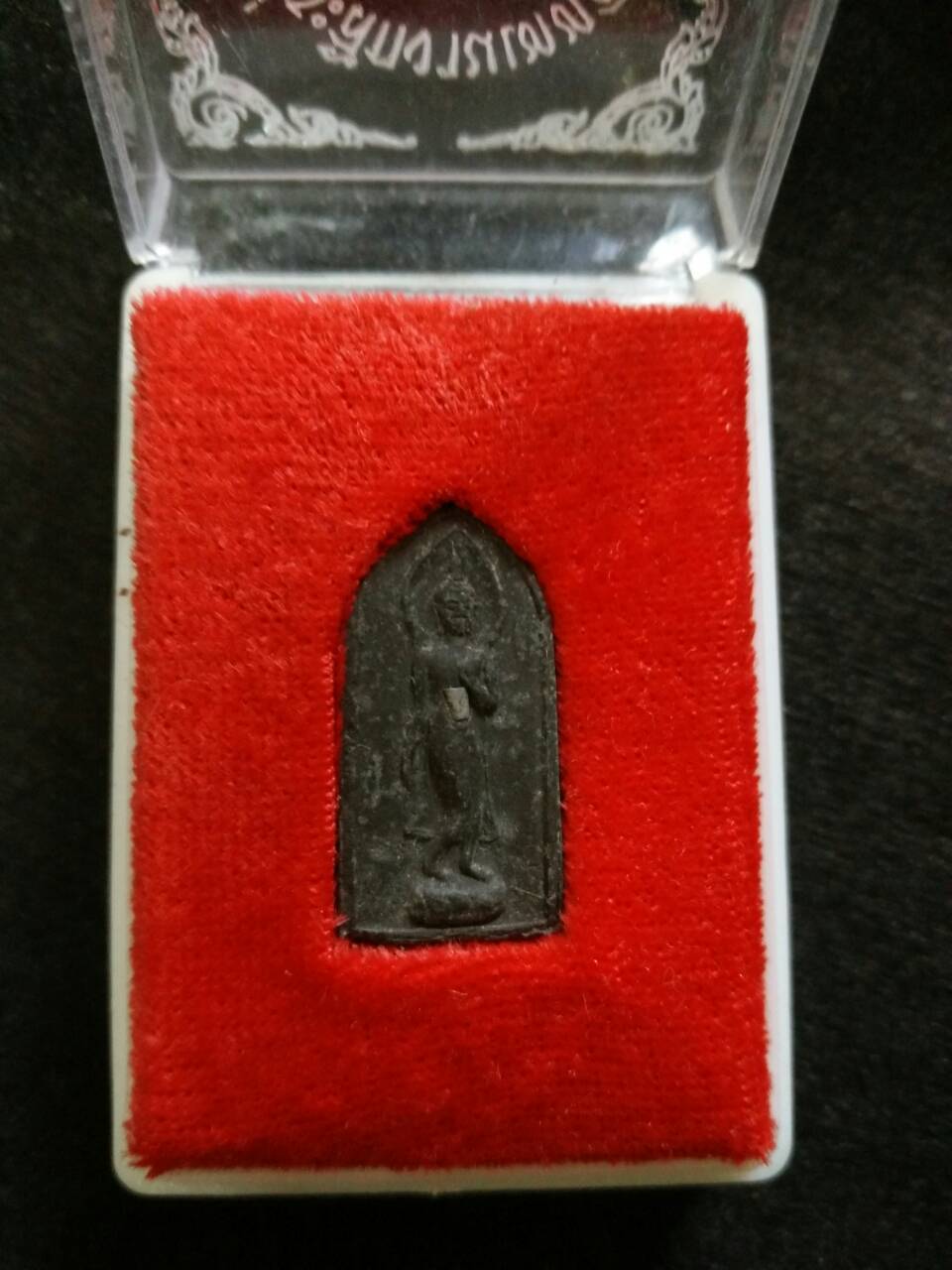 พระเนื้อผงสีดำเสือผ่านฝังแร่โคตรเศรษฐี ปี 38 สำนักแม่ชีประทุมฯ สาย ล.พ.ฤาษี