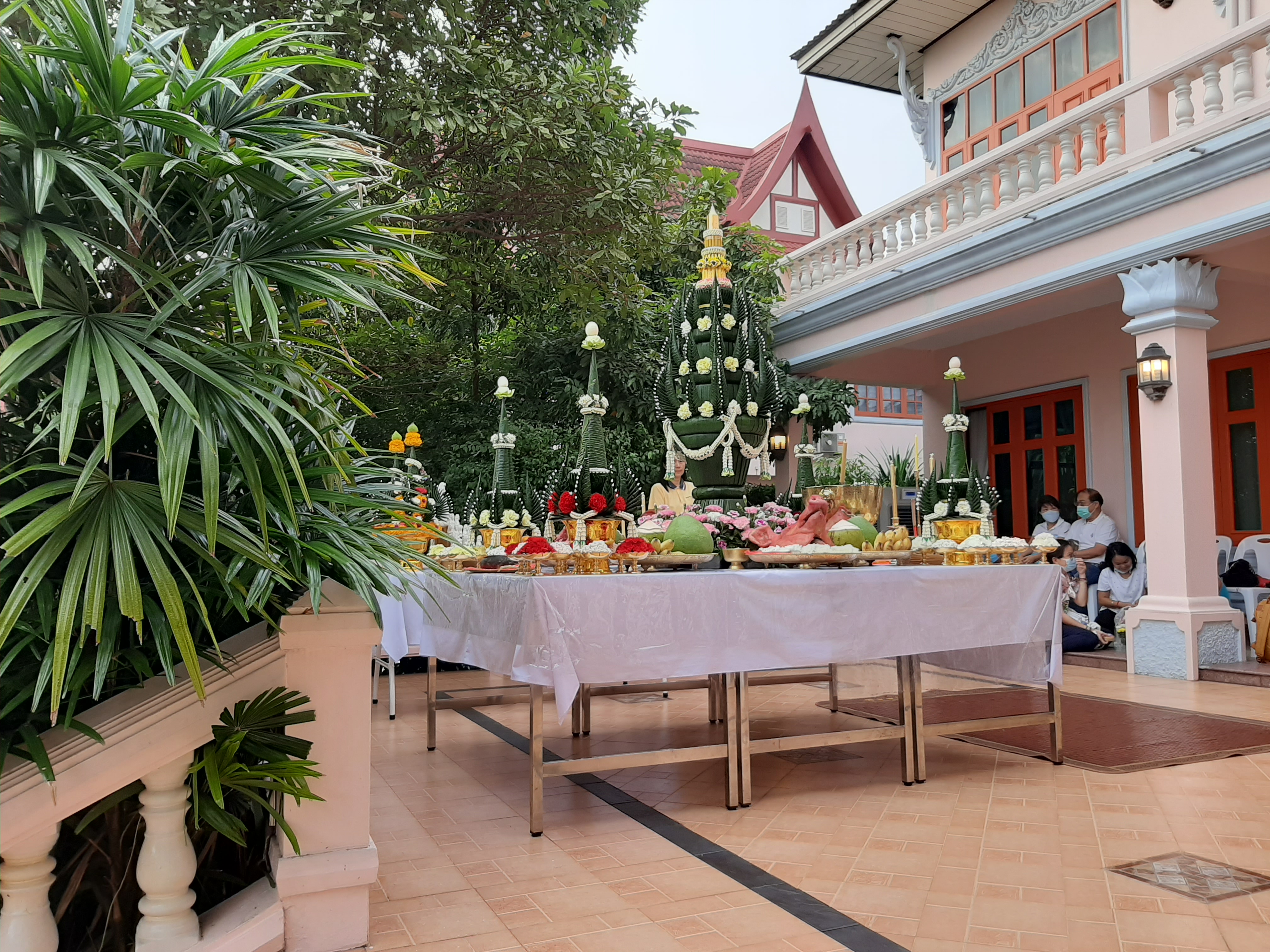 แผ่นป้ายไม้ พระแม่กวนอิม (เสกล่าสุดวาระพิธีแม่กวนอิมออกบวช) ลพ.เอ บ้านสุมโน