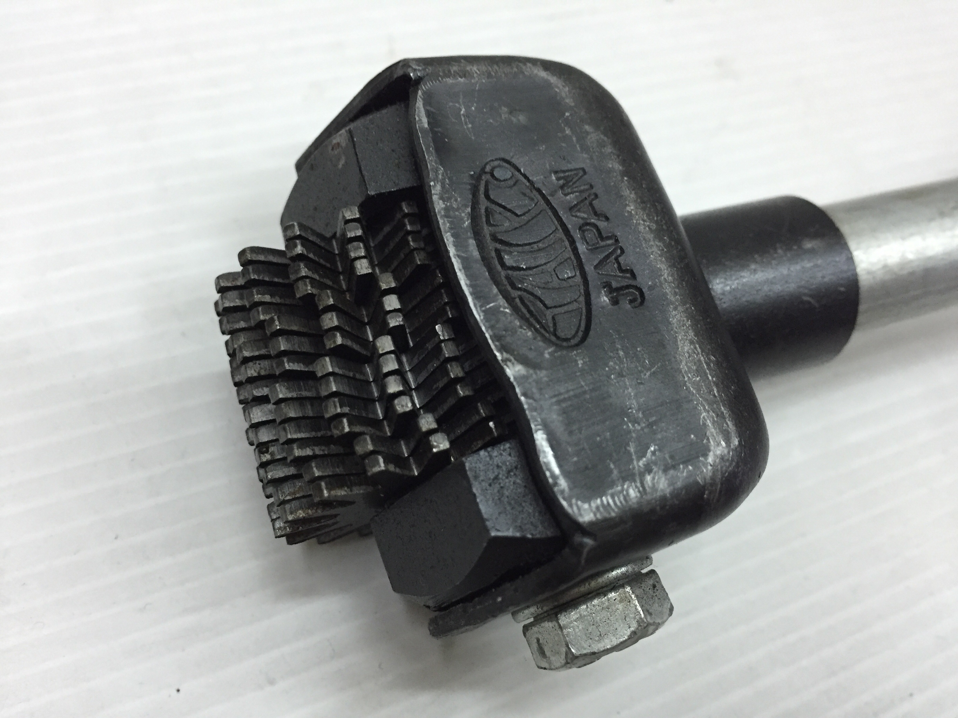 ด้ามเฟืองกรอหิน รุ่น TS-24 ญี่ปุ่น “TAIYO” Heavy Duty Dresser Holder