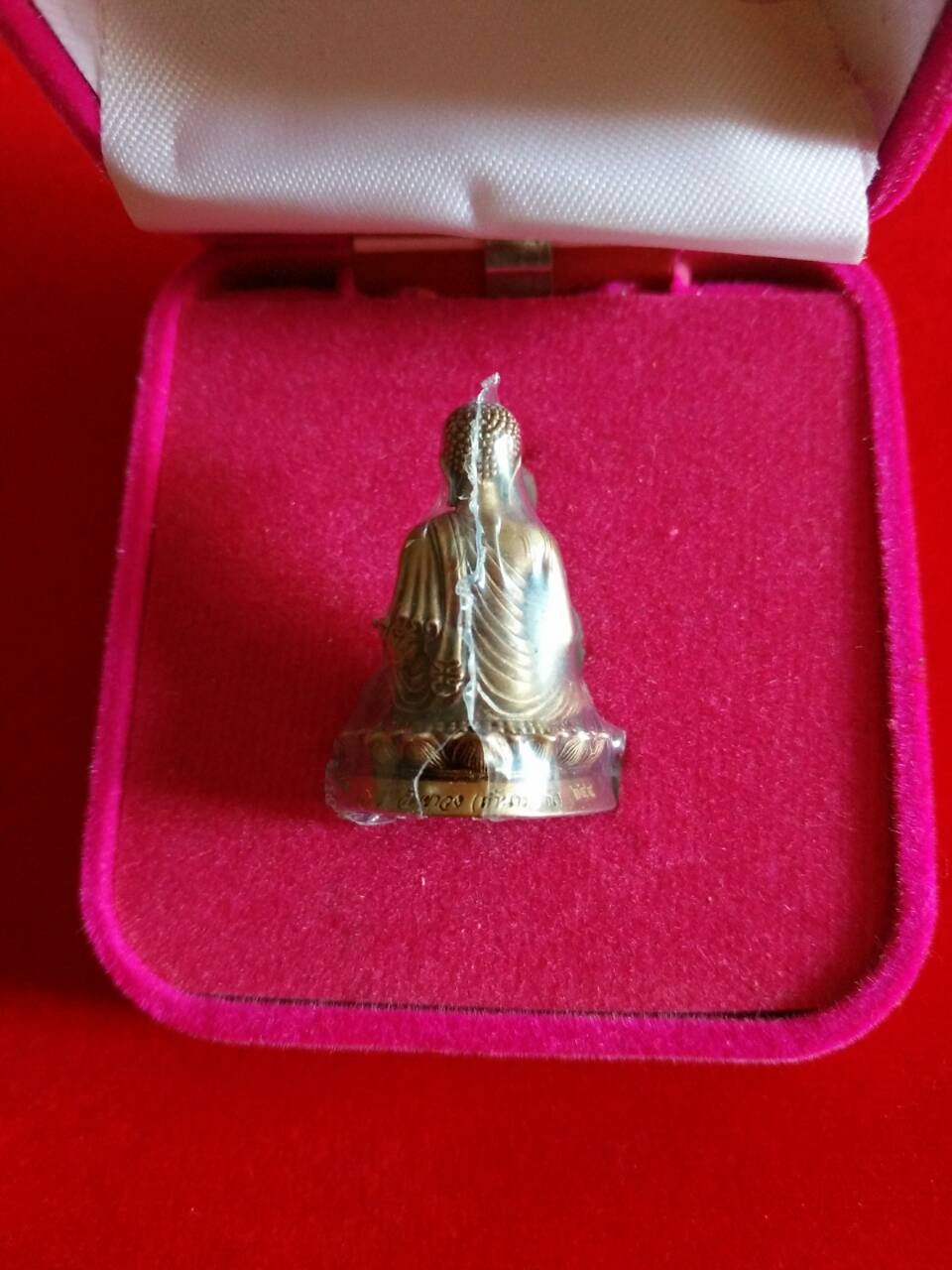 พระปัจเจกพุทธเจ้า รุ่น ปาฏิหารย์ (เนื้อชุบทองno.267) วัดเขาวง ปี 56 สุดยอดมวลสารและพิธีการ