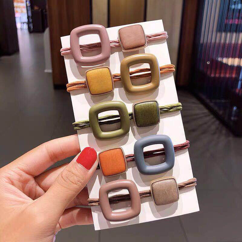 ยางรัดผม 2 เส้น คละสี ร้อยลูกปัด รูปสี่เหลี่ยมเจาะกลาง ขายส่ง เซต 10 ชิ้น