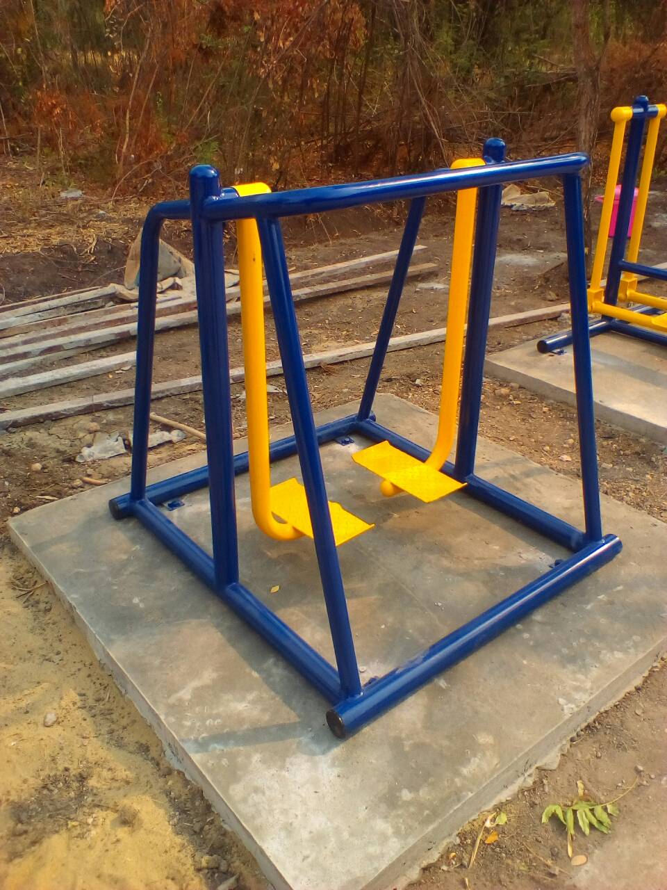 รหัส SM ผลงานติดตั้ง (สระบุรี) เครื่องออกกำลังกายกลางแจ้ง