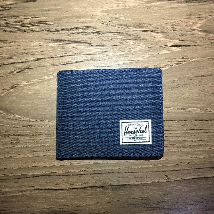 กระเป๋าสตางค์ Herschel Supply Roy Coin Wallet - Navy / Red with RFID Blocking