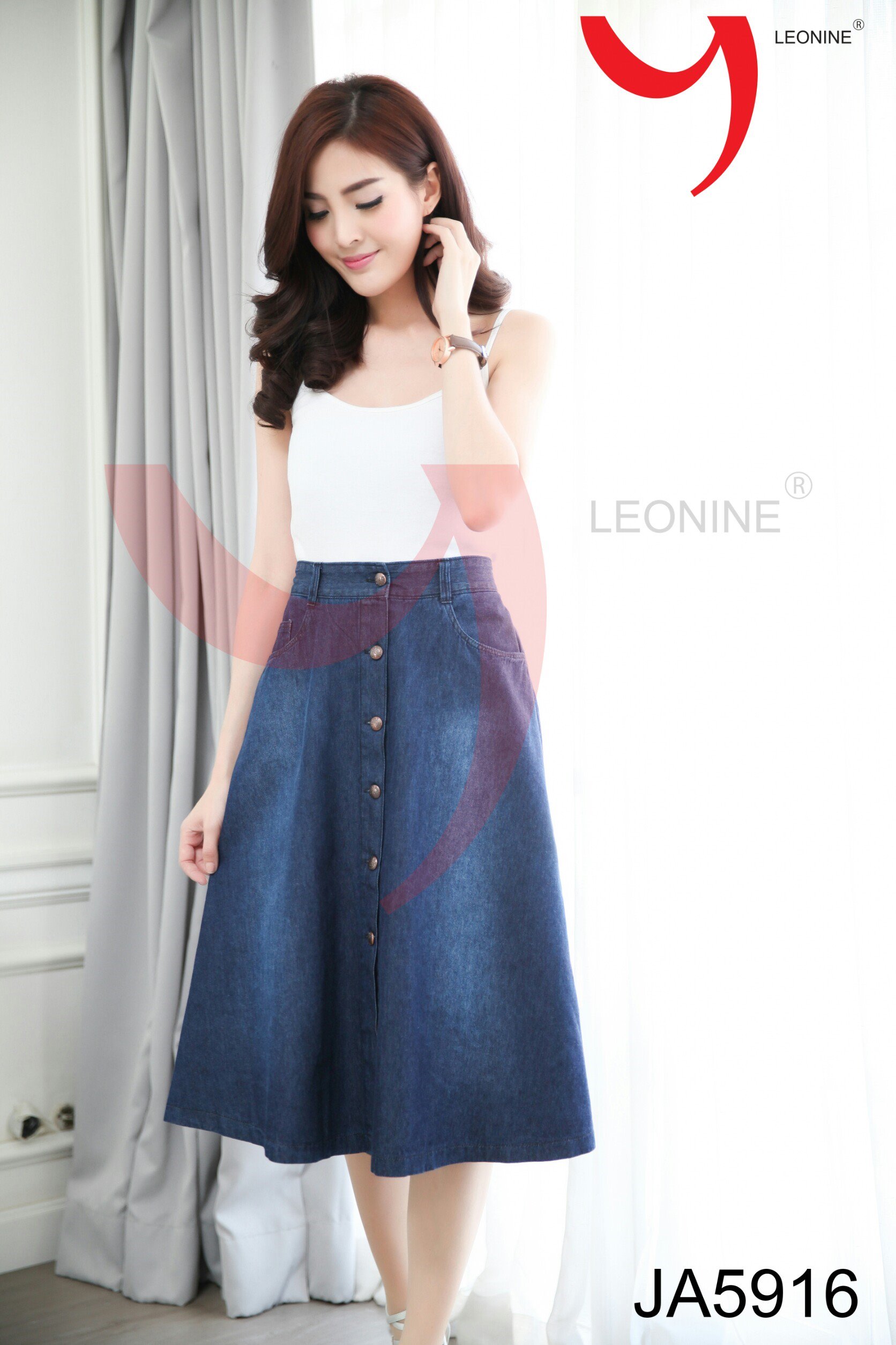 กระโปรงยีนส์สั้น Free Size สียีนส์เข้ม
