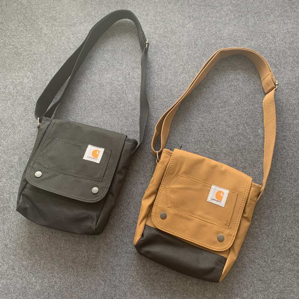 กระเป๋าสะพายข้าง Carhartt Crossbody Bag รุ่นพิเศษจากญี่ปุ่น ของใหม่ ของแท้ พร้อมส่ง