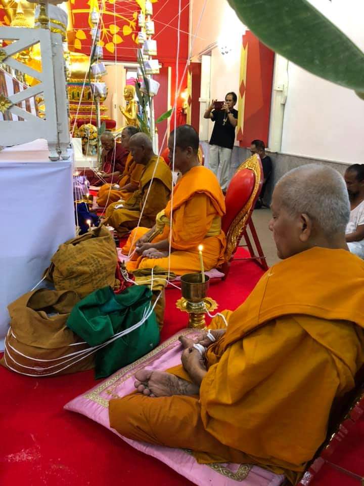 ภาพหนุมานในมณฑลพิธี จารยันต์หน้าหลังโดย ลพ.อิฏฐ์ (1ใน40) เสกยิ่งใหญ่ วัดบางกะพ้อม 28 ธ.ค.62