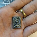 พระรัศมี เนื้อตะกั่วโบราณผสมเนื้อแร่กายสิทธิ์ช่อทิพย์เงินยวง ลพ.เล็ก วัดท่าขนุนอธิษฐานจิต