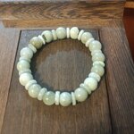 กำไลหยกกันมะเร็ง หลวงพ่อวิชัย วัดถ้ำผาจม