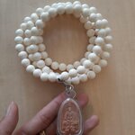 พระผงหลวงตาม้า พร้อมสร้อยประคำสีมุข ลต.ม้า สร้างโดยกองทุนหลวงปู่ปาน ปี 63