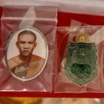 เหรียญพระราหูอมจันทร์กรรมการลงยาเขียวและล็อคเก็ต รุ่น สุริยันจันทรา ลพเล็ก ร่วมเสก