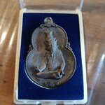 เหรียญหล่อคอน้ำเต้าเนื้อนวะ ปู่เพชรฉลูกัณฑ์ยันต์ตรี ออกที่วัดตึกหิรัญราษฎร์ ลพ.เล็ก วัดท่าขนุนร่วมเสก