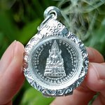 เหรียญพุทธบารมีเนื้อเงิน รุ่น 2 (ใส่ตลับเงิน) มหาสะท้อน หลวงพ่อเล็ก วัดท่าขนุน