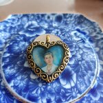 จี้ท่านย่ารูปหัวใจ หลวงตาวัชรชัย วัดเขาวง(ถ้ำนารายณ์)