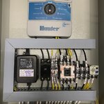 ตู้คอนโทรลปั๊มไม่เกิน 3 แรงม้า พร้อมเครื่องตั้งเวลารดน้ำต้นไม้ Hunter