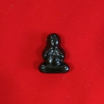 พระปิดตาเนื้อผงชุบรัก รุ่น วิหารคต หลวงตาวาส ปี 51