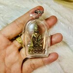 พระกริ่งจินดามณีมนต์พระกาฬ (เนื้อผิวรุ้ง) เลี่ยมกันน้ำ ลพ.เล็กเททอง เข้าพุทธาภิเษกวัดท่าขนุน