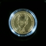 เหรียญในหลวงเคลือบทองคำแท้ (เหรียญร่มเย็น) จองค่ะ