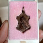 พระเครื่อง พิมพ์สาเก สมเด็จพระสังฆราช ปี 52 วัดราชบพิธสถิตมหาสีมาราม (เสกซ้ำปี 63 รวมเกจิ และ ลพ.เล็ก)