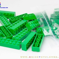 BRT026GN ตัวต่อสีเขียว 2x6 ปุ่ม 100 กรัม 29 ชิ้น