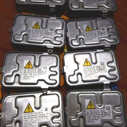 กล่องไฟซีนอน W204