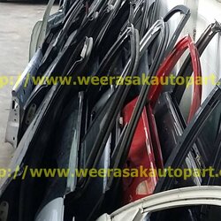 ประตูรถเบนซ์หลายรุ่น