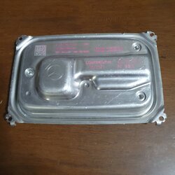 กล่องไฟ ซีน่อน Benz A2139002734 ของแท้ มือสอง