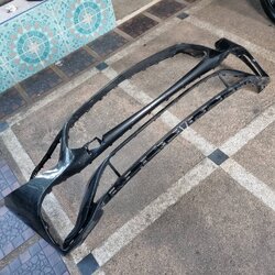 กันชนหน้า Mercedes Benz CLS A 257 885 88 03 ขายตามสภาพครับ