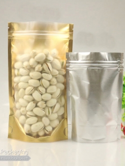 ถุงซิปล็อคก้นตั้ง หน้าขุ่น พื้นทอง หลังเงิน