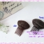 ที่ทำผมหน้าพอง / หมอนรองผมทำผมพอง แบบ มีหวีสับก้านล็อก สีดำ ขนาดใหญ่ 1 ชิ้น