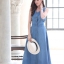เดรสยีนส์ยาว ขนาด Free size สียีนส์ฟอกอ่อน ออกแบบสวยน่าใส่